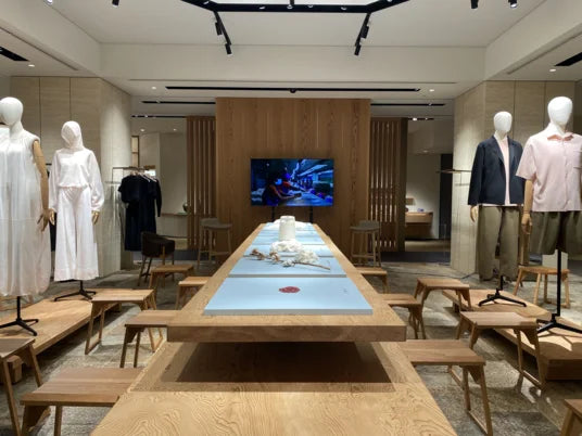 CFCL×スタイレムのトークセッションの様子がWWD JAPANに掲載